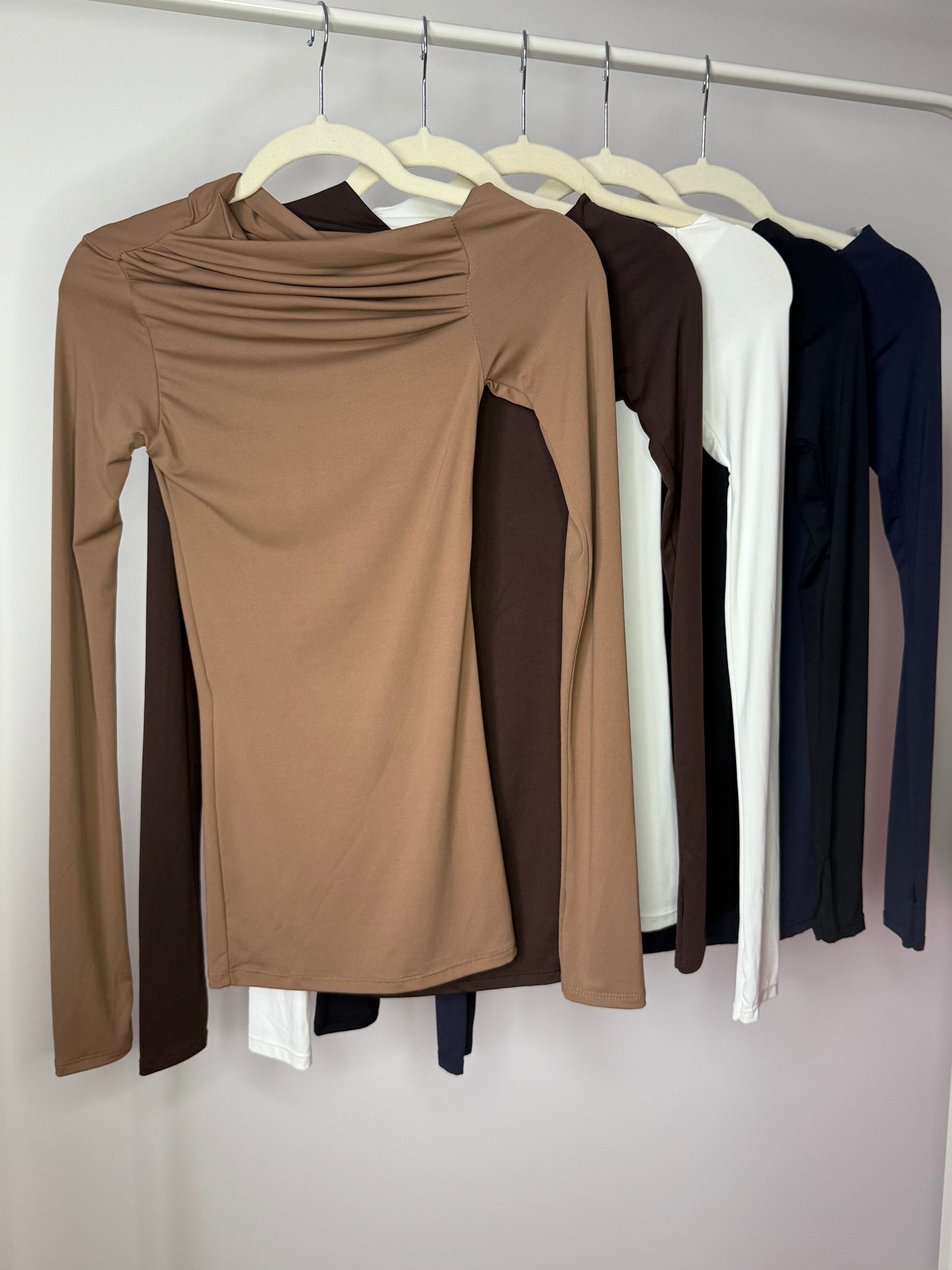 MAGLIA ASIMMETRICA
