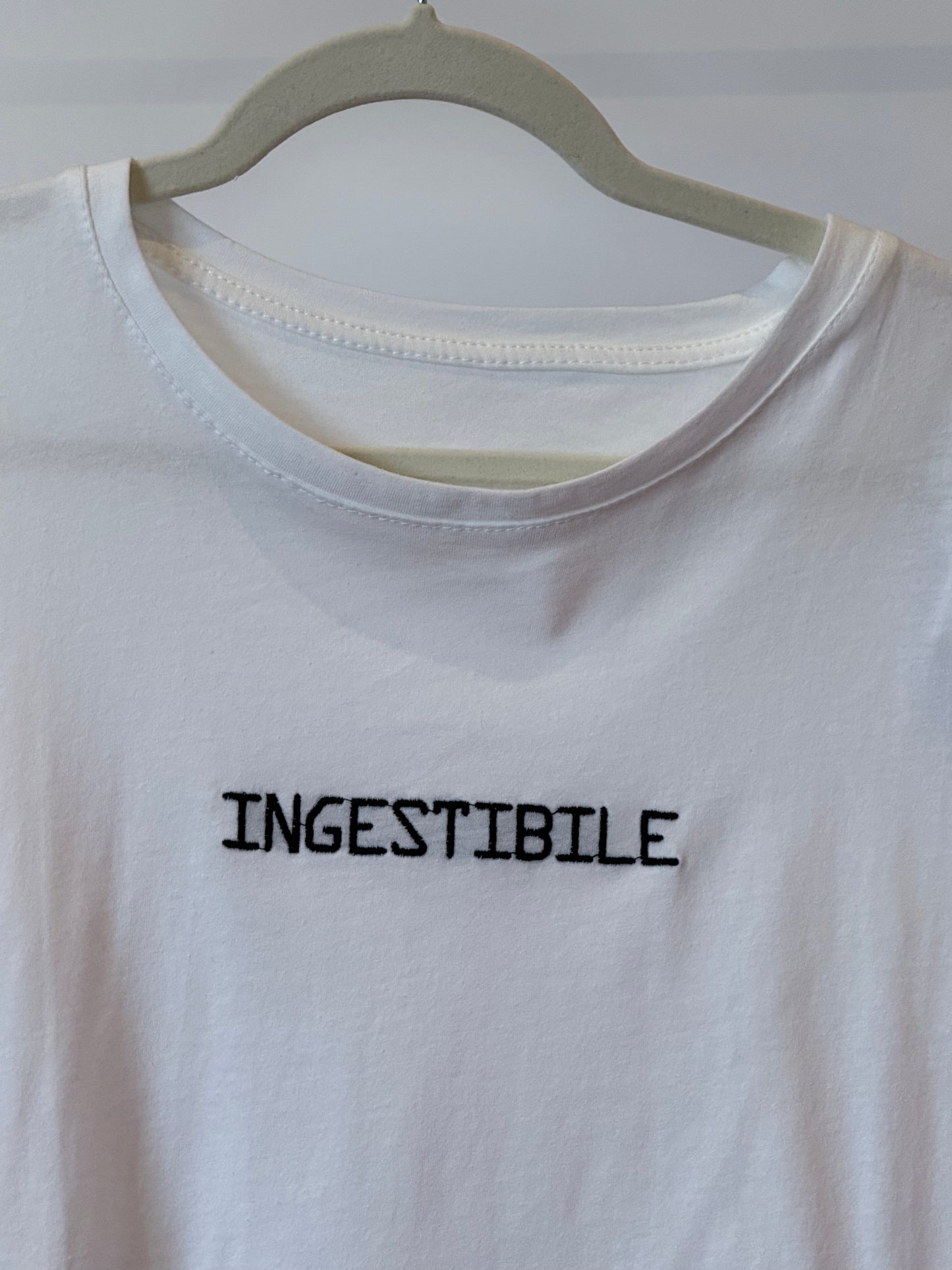 T-SHIRT "INGESTIBILE"