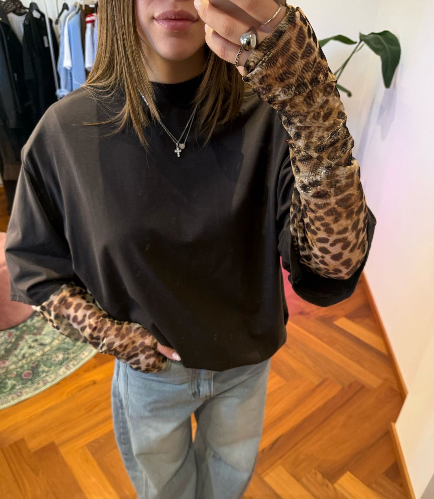 MAGLIA MANICOTTO LEO