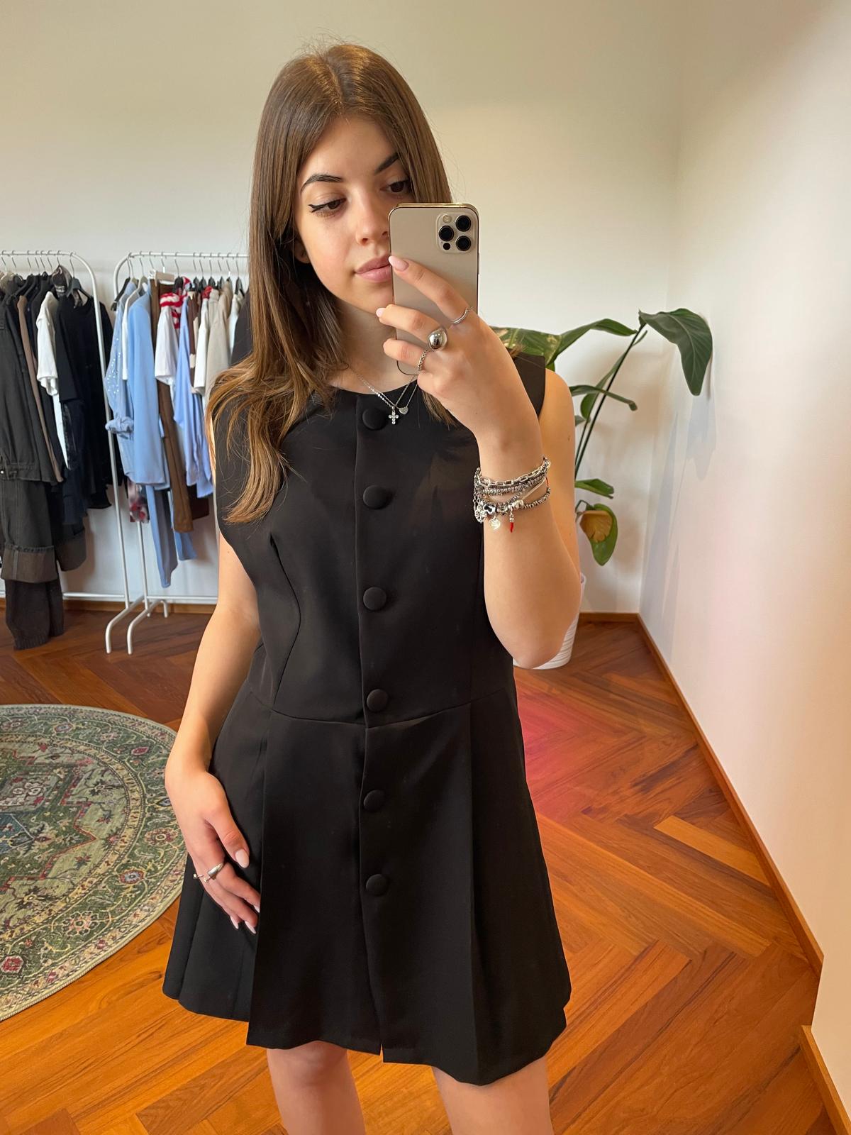 ABITO CECILIA
