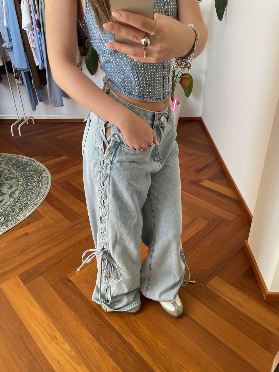 LACE-UP JEANS