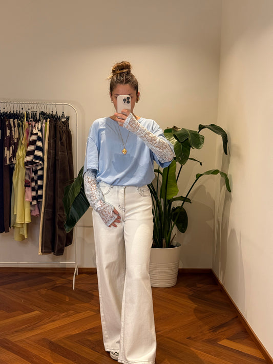 WHITE DENIM