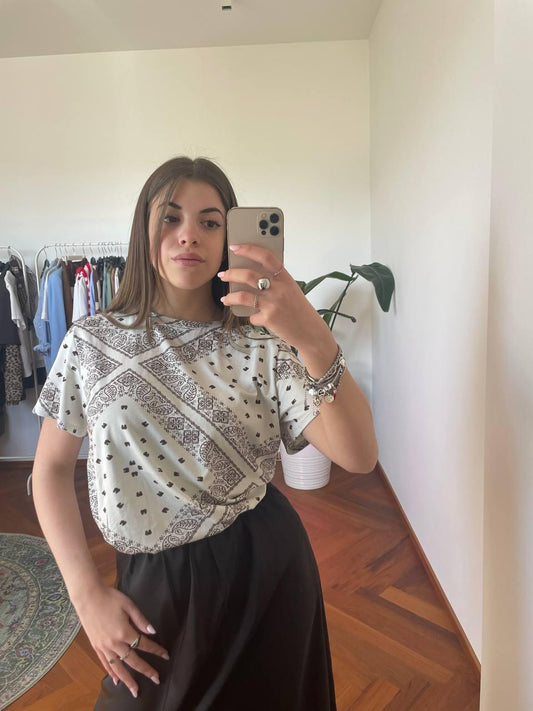 T-SHIRT BANDANA PRINT
