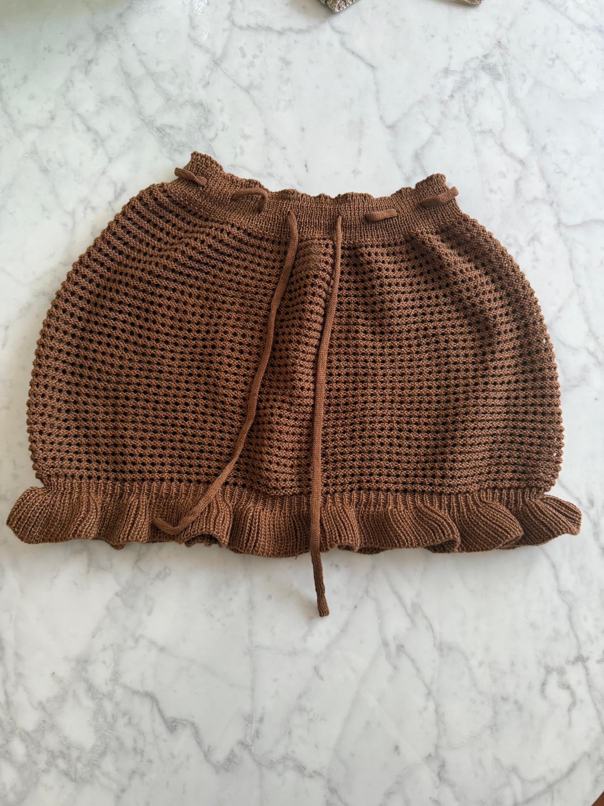 MINIGONNA CROCHET CON VOLANT