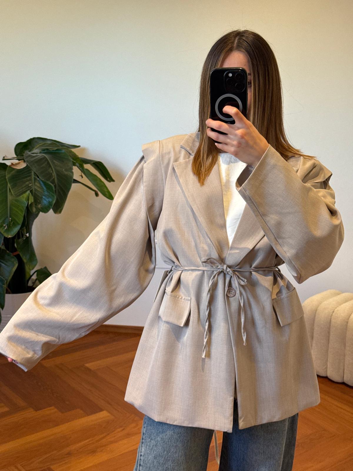 BLAZER OVER CON CINTURA IN VITA