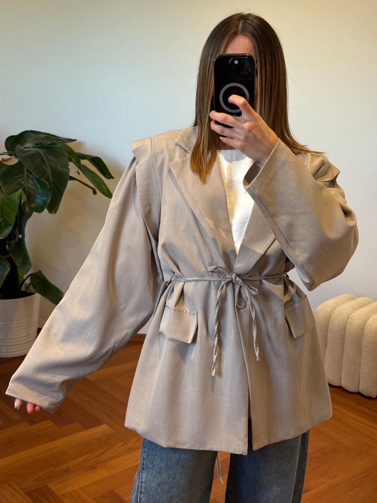 BLAZER OVER CON CINTURA IN VITA