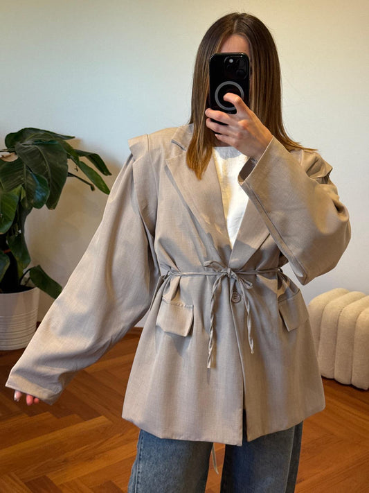 BLAZER OVER CON CINTURA IN VITA