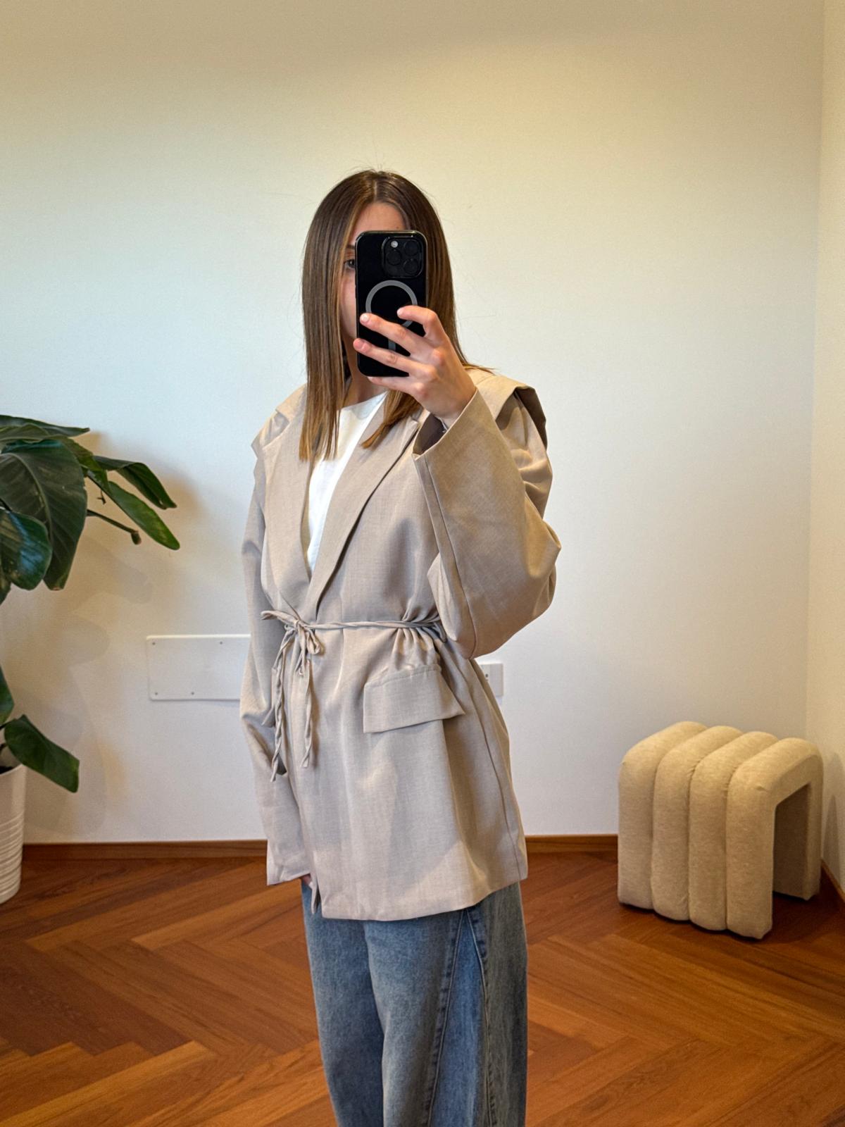 BLAZER OVER CON CINTURA IN VITA