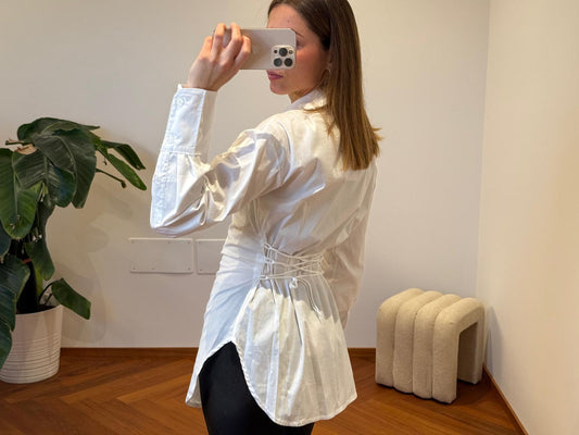 CAMICIA LACCI SUL RETRO