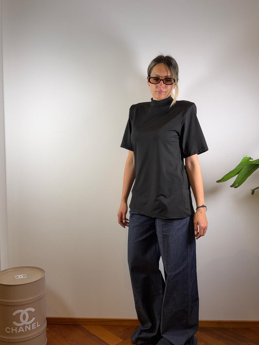 T-SHIRT DELIA CON SPALLINE E COLLO ALTO