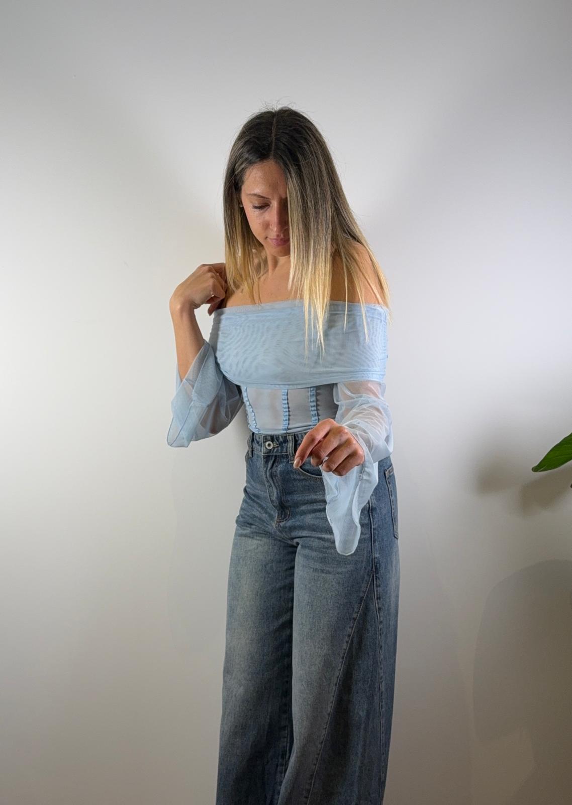 BLUSA OFF-SHOULDER CON MANICHE IN TULLE