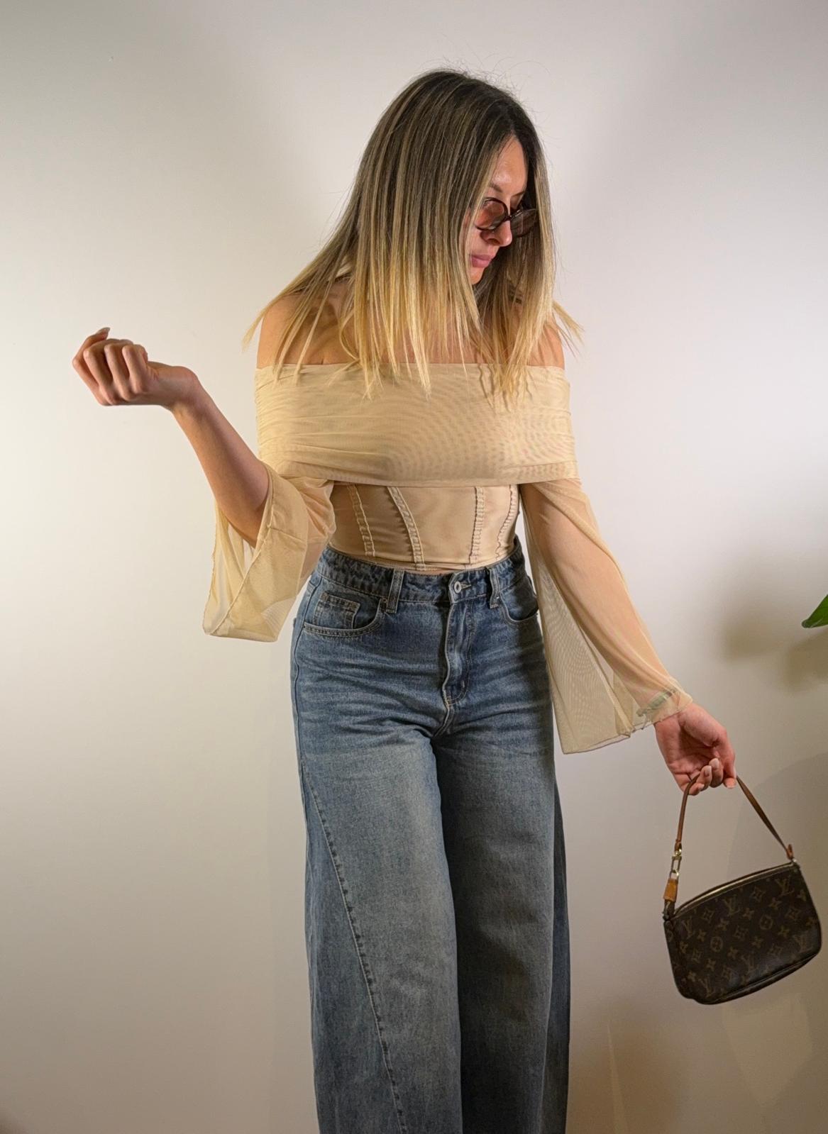 BLUSA OFF-SHOULDER CON MANICHE IN TULLE